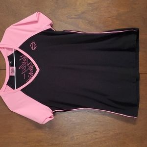 Harley-Davidson black short-sleeved T-shirt, size M. Black/pink.